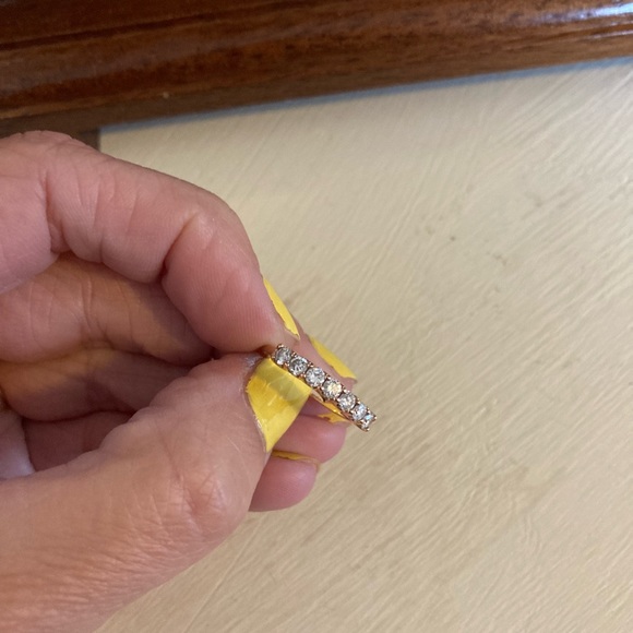14K Rose Gold diamond band - Picture 2 of 5